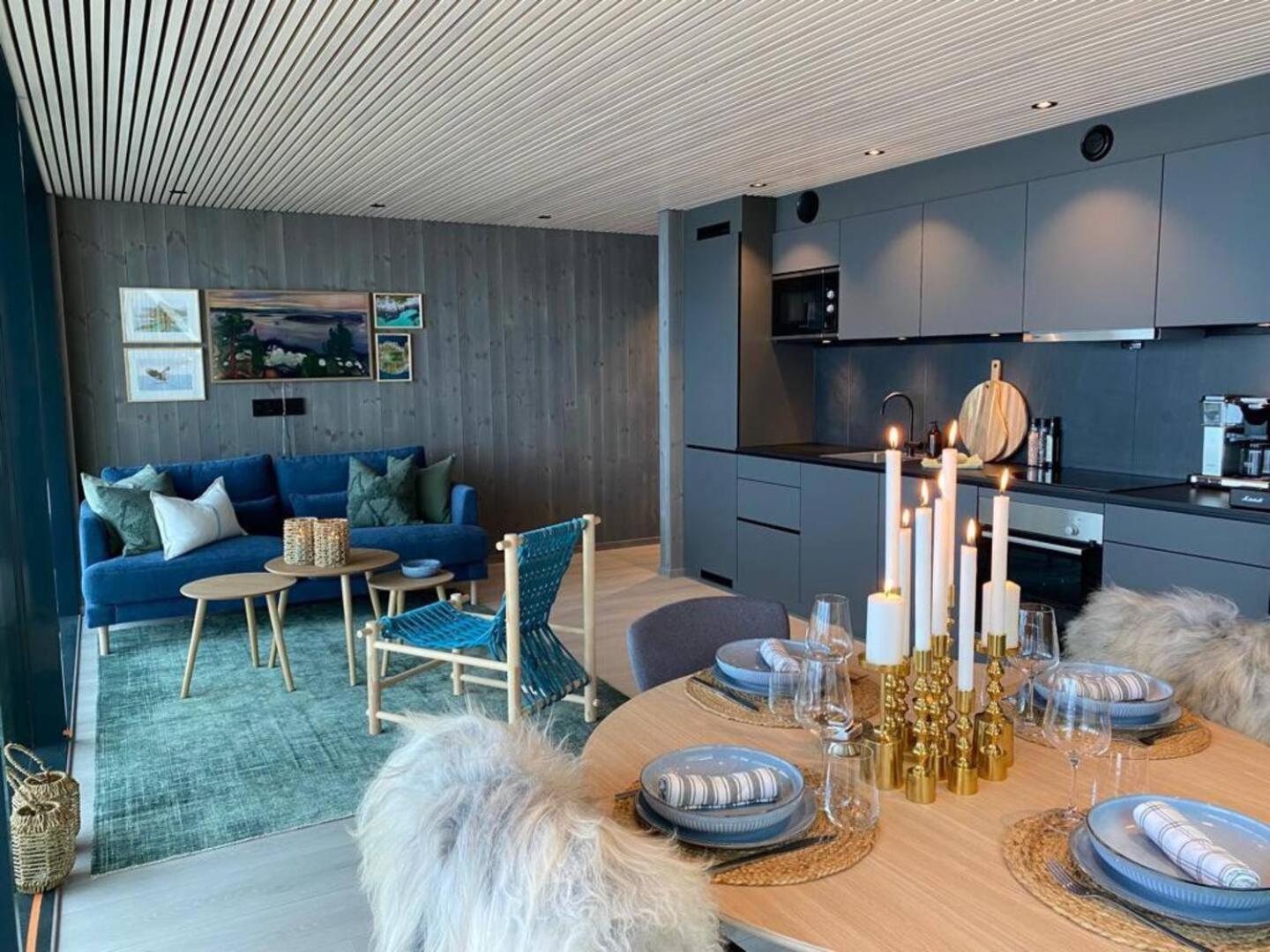 Waterfront Apartment With Panoramic Sea View Henningsvær Zewnętrze zdjęcie